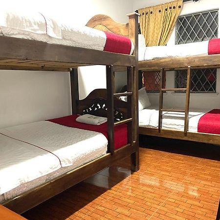 Hostal Internacional Богота Екстериор снимка